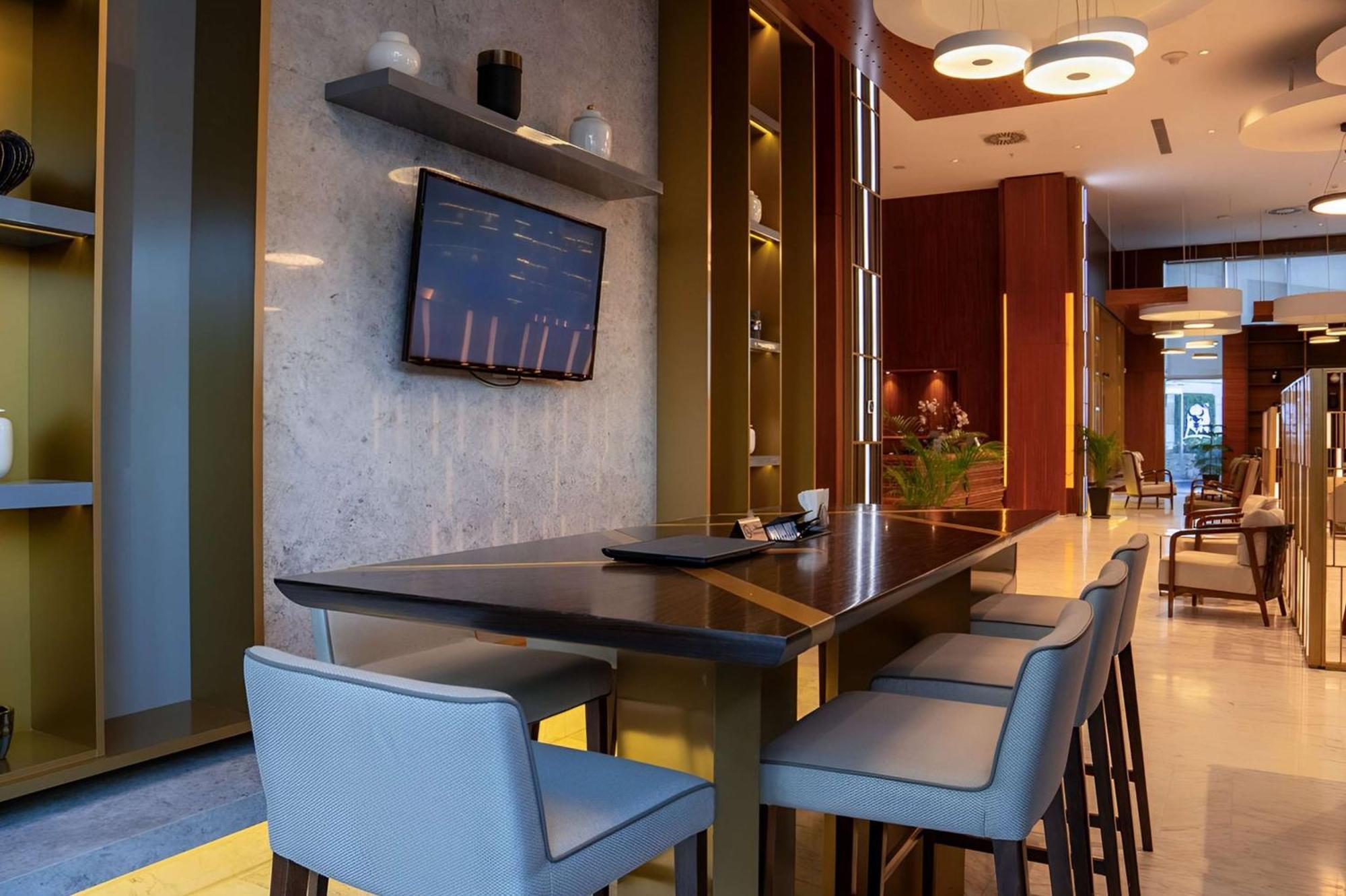 Radisson Hotel & Residences Эрбиль Экстерьер фото